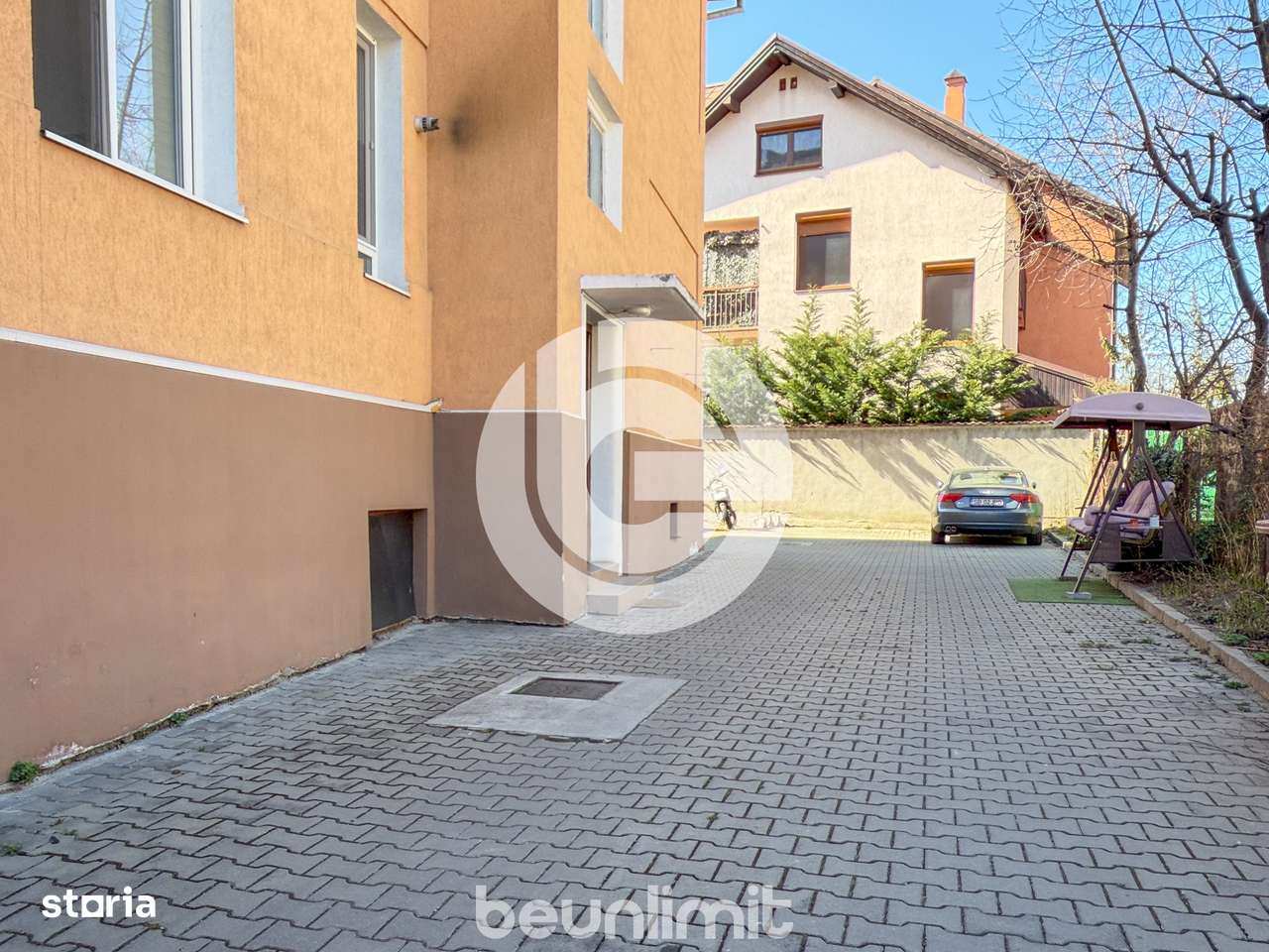 Apartament 4 camere | Str. Dealului | Parcare in curte interioara-15