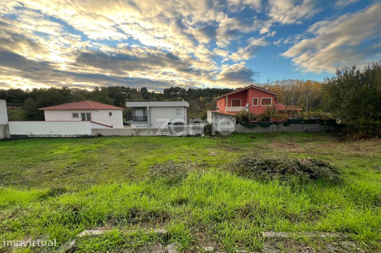 Terreno Urbano Alto da Forca – Vista Panorâmica sobre Chaves - Grande imagem: 1/9