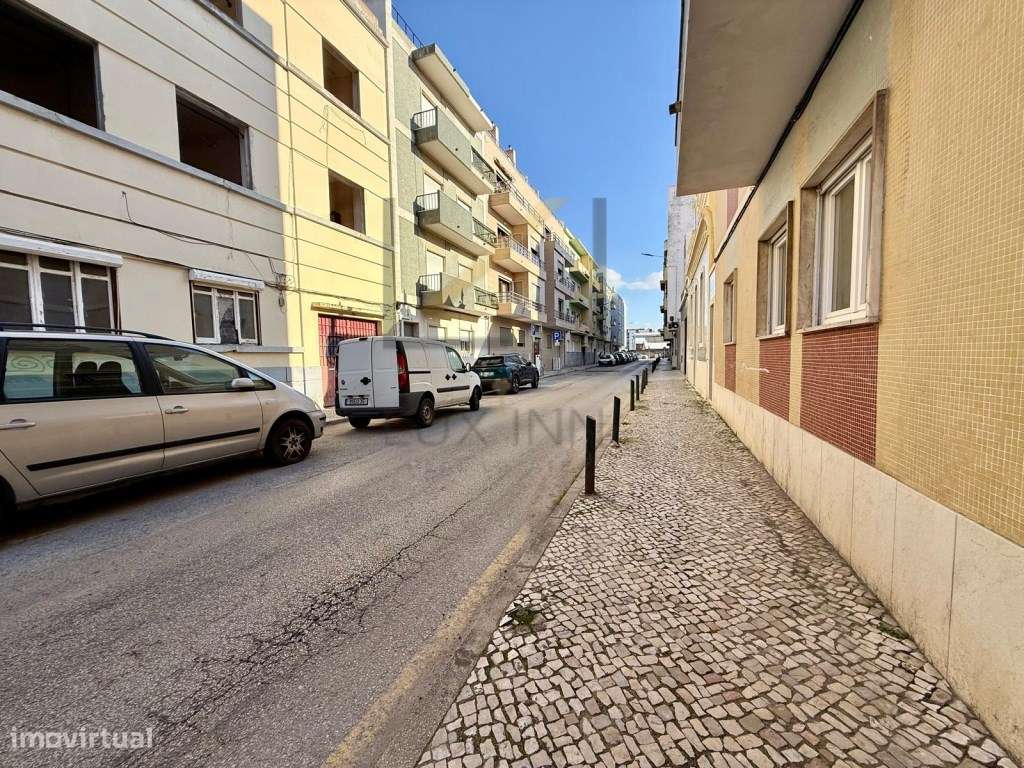 T3 com Varanda - Centro do Barreiro-21