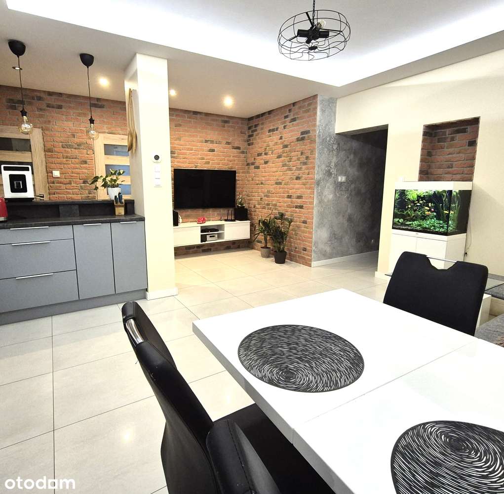 Lokal mieszkalny z ogrodem i garażem - Super loklizacja.-6