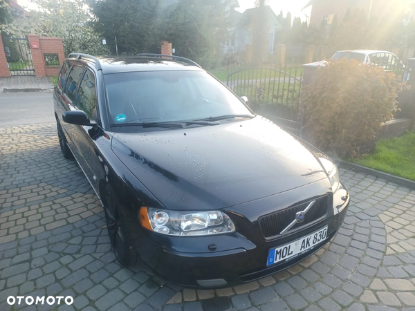 Volvo V70 2.4 Momentum - 2