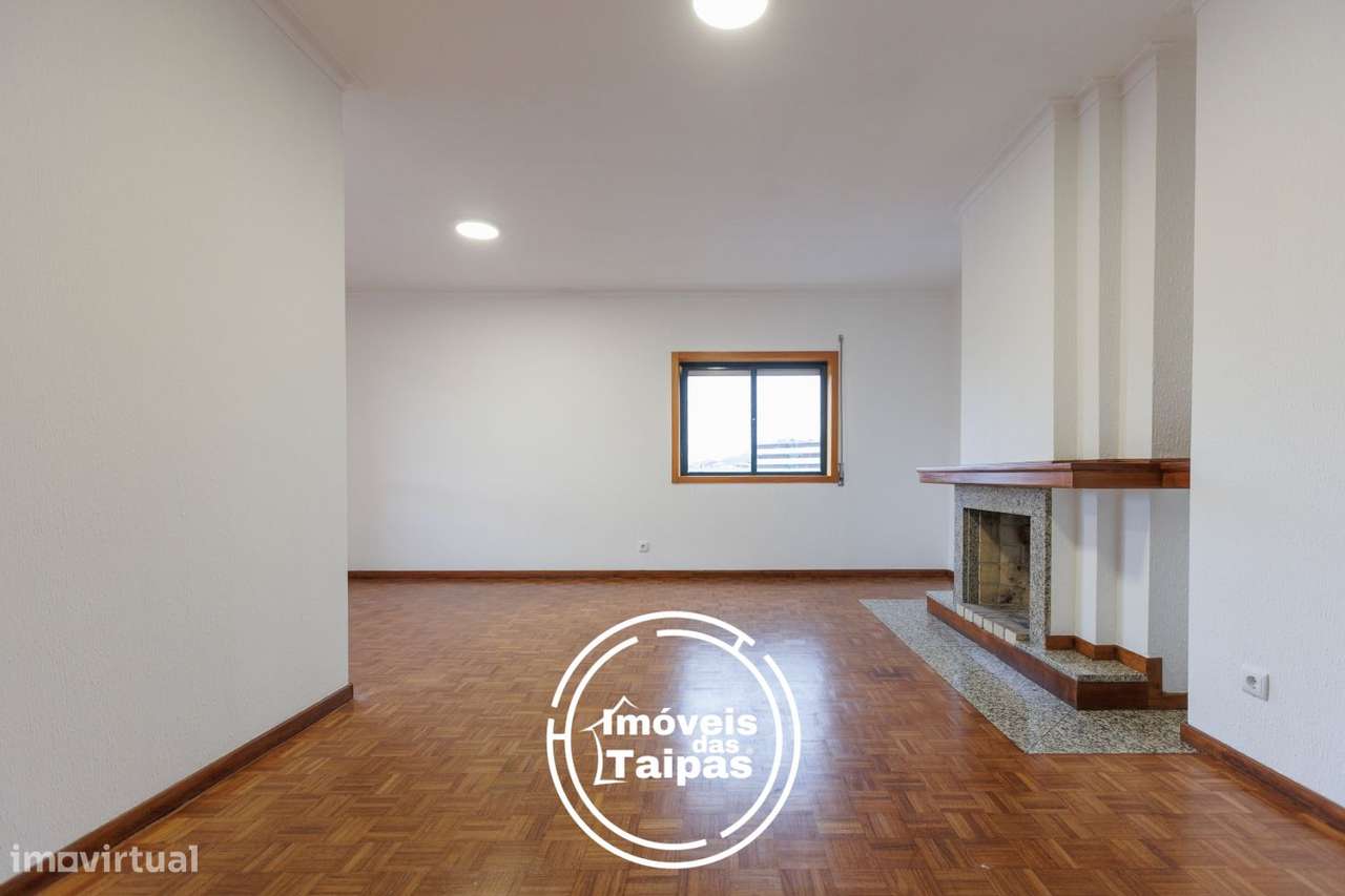 Vende-se T2 Junto às Escolas - Caldas das Taipas - Grande imagem: 5/18