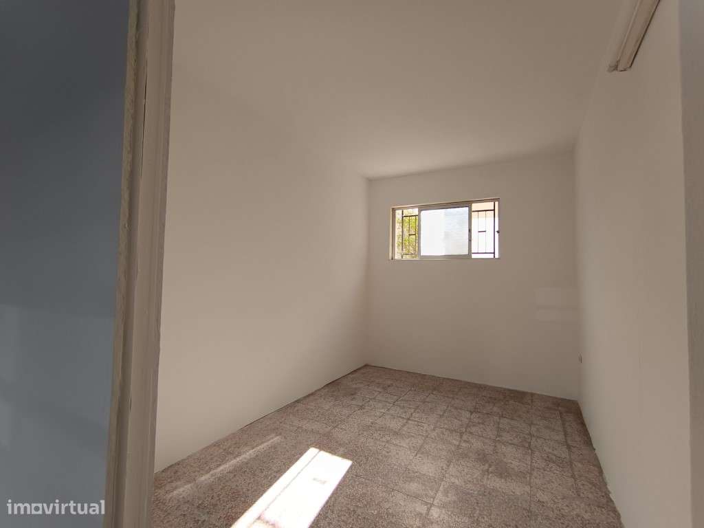Moradia Geminada T3 na Quinta do Conde-13
