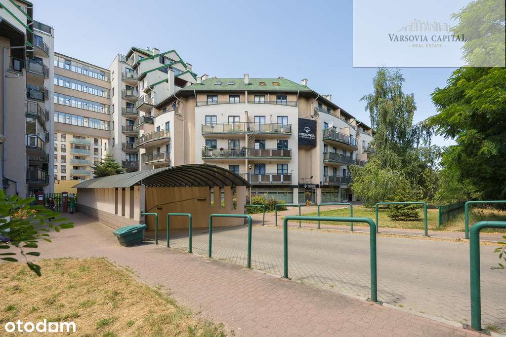 Po remoncie | garderoba | Metro Bemowo-2