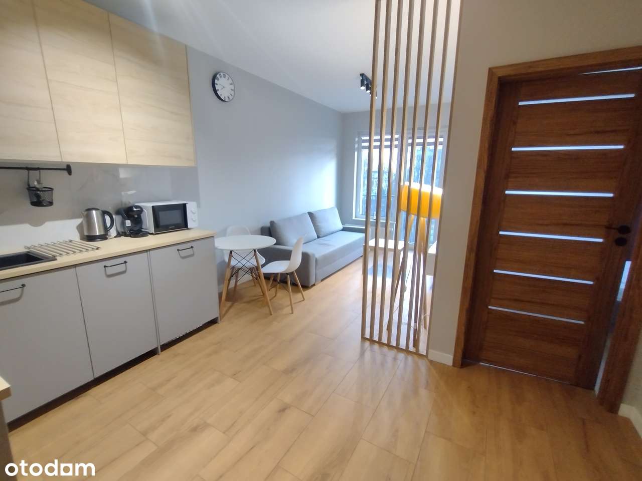 Apartament 2023r DWA POKOJE, duży balkon, winda, ok.Politechniki-0