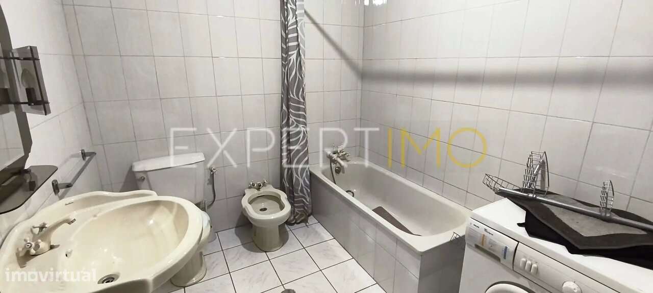 Apartamento T3 junto ao IPB com Garagem - Bragança-6