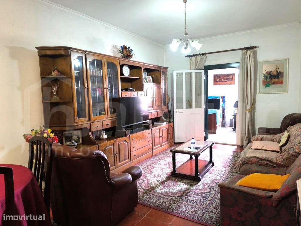 Moradia T3 com 5000m² de terreno Foros de Salvaterra-5