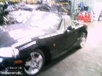 Mazda MX 5 de 2005 para peças - 3