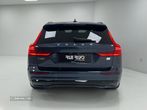 Volvo V60 2.0 T8 AWD TE Plus Dark - 32