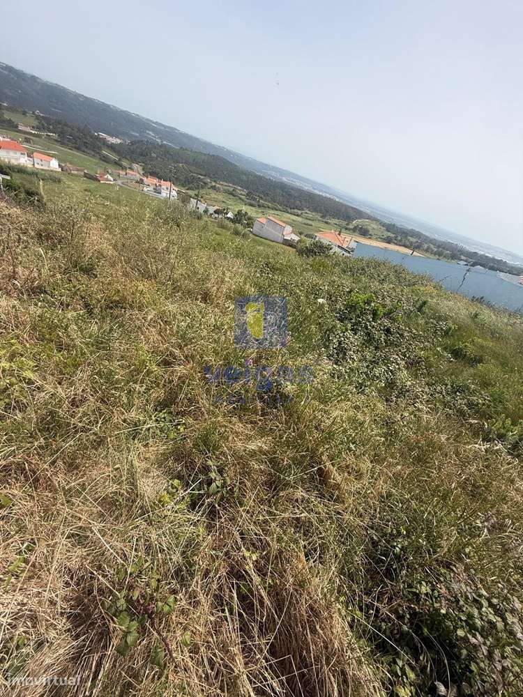 Terreno com Projeto  para Moradia T4 com Piscina – Serra da Pescaria,-9