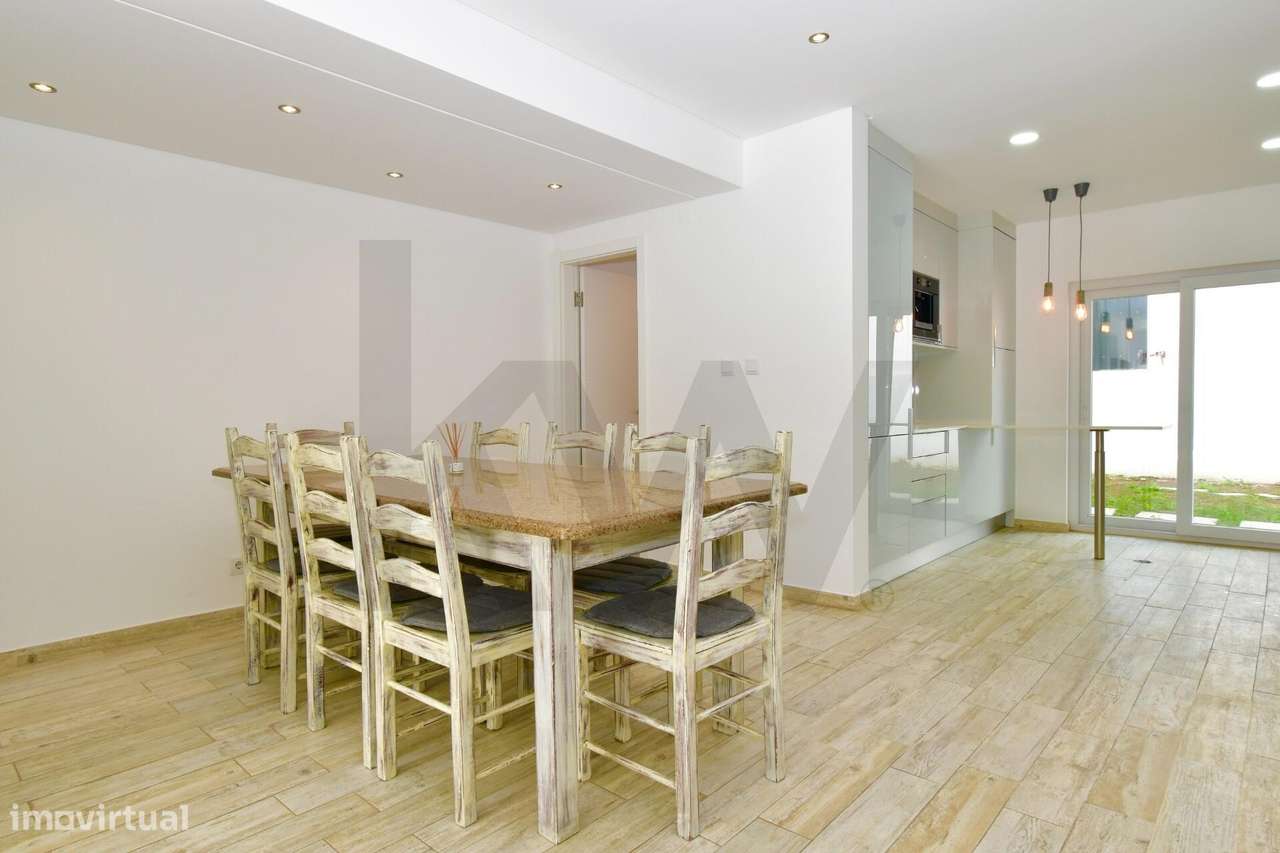 Arrendamento R/C moradia T1 + 2 suites -  com Piscina e Jardim - S. Jo - Grande imagem: 5/30