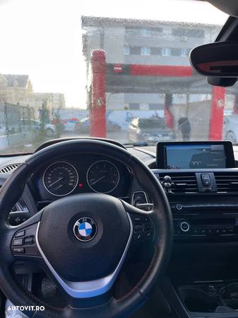 BMW Seria 1 118d - 12