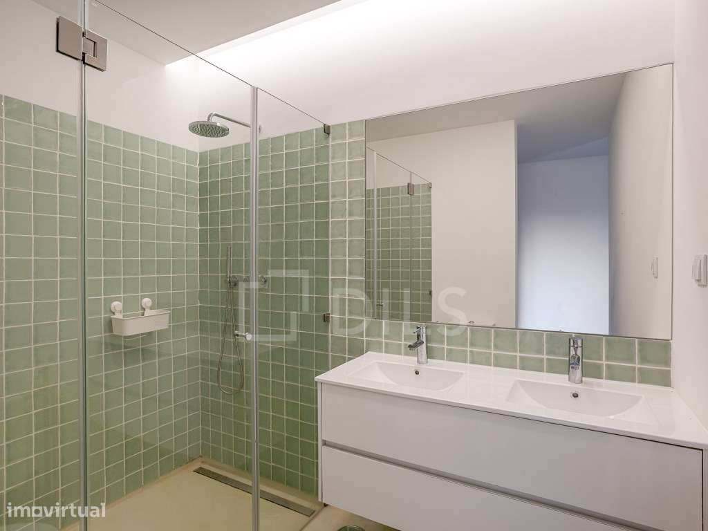 Quinta T9 em Azeitão com piscina e 11 ha de terreno, renovada-58