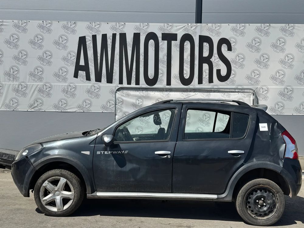 DACIA SANDERO 2011