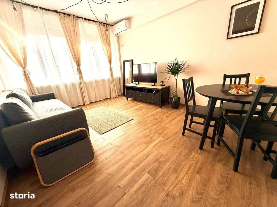 Apartament 2 camere | Centrala de bloc | Renovat | Romana-Universitate - Imagine principală: 4/6