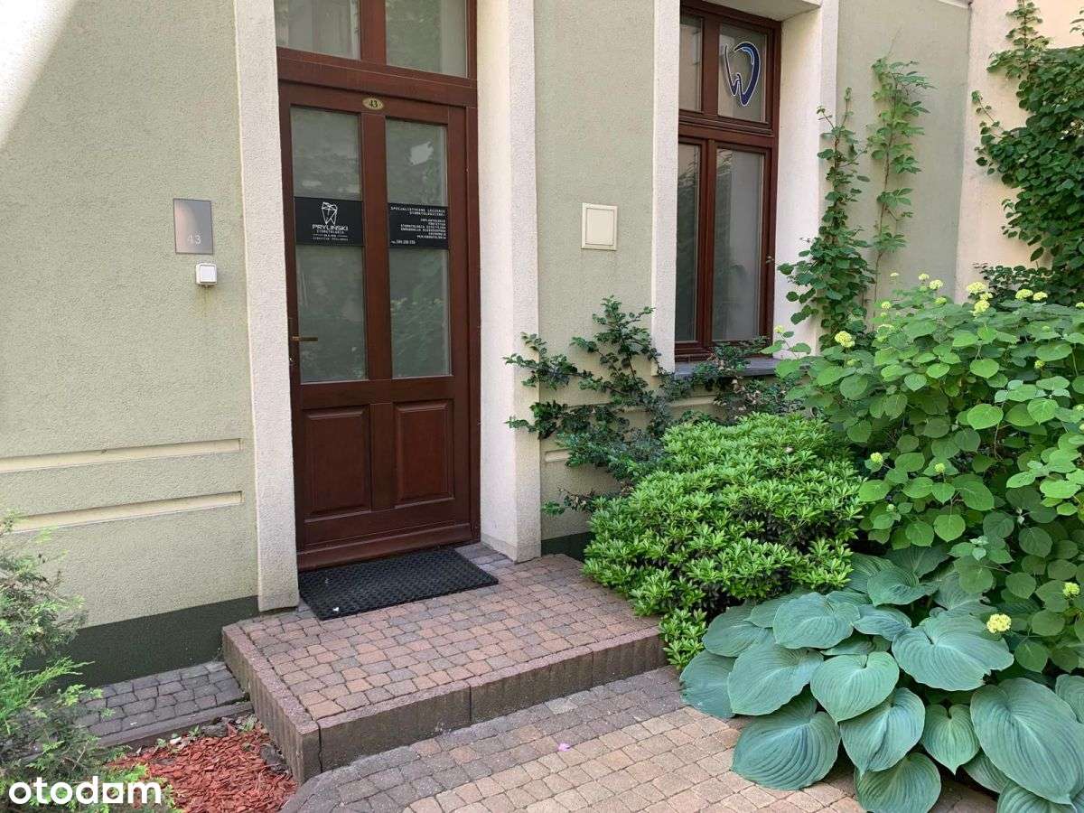 Gabinet stomatologiczny w centrum miasta - ul. Więckowskiego-0
