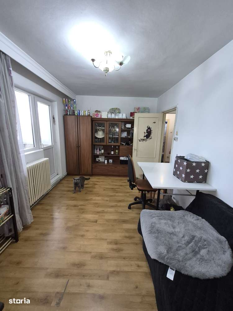Apartament 2 camere decomandat zona Pacurari-0