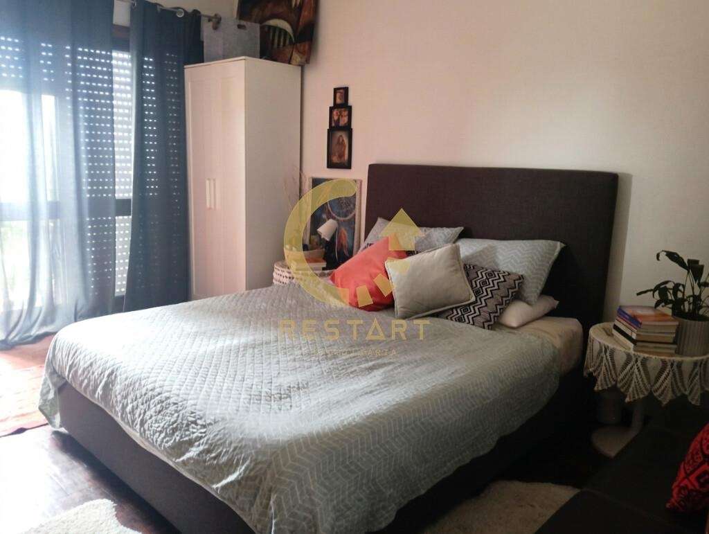 Apartamento T2 com Terraço-7