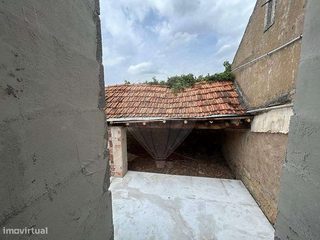 Moradia T2 para venda-8