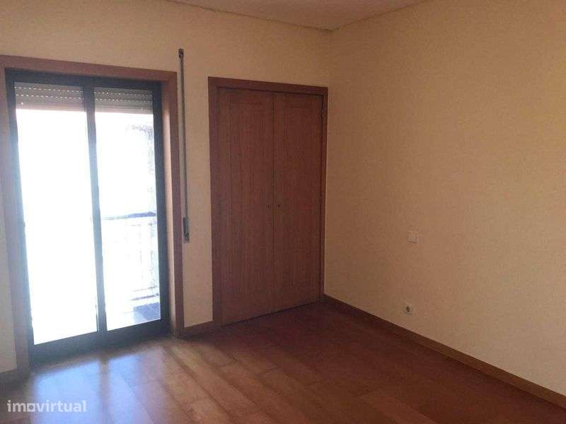 Apartamento T2 Av. Professor Machado Vilela VVD - Grande imagem: 5/11
