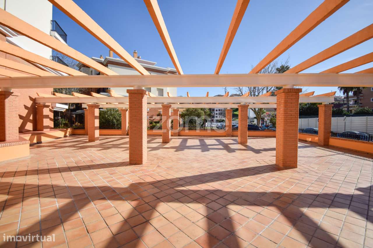 Estacionamento Exclusivo no Coração de Alverca - 10 lugares - Grande imagem: 4/6