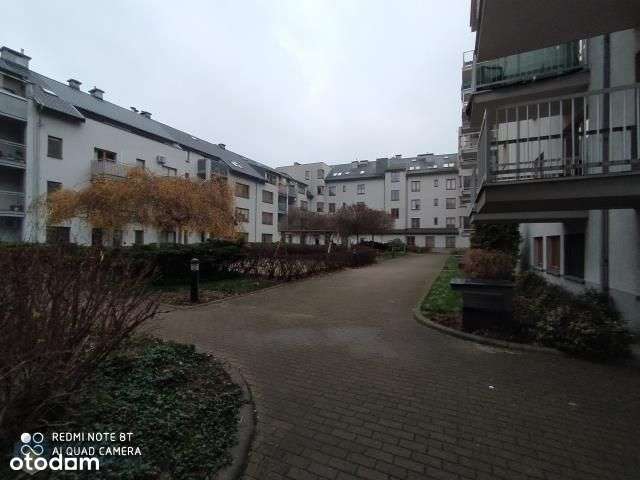 53m , 2 pokoje w budynku z cegły z 2004 roku-8