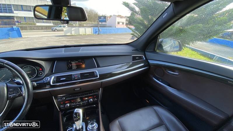 BMW 520 Gran Turismo d Line Luxury - 30