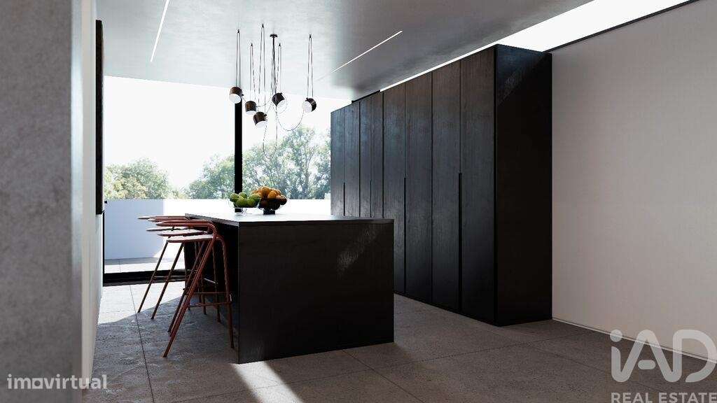 Casa / Villa T6 em Montenegro de 443,00 m2 - Grande imagem: 4/17
