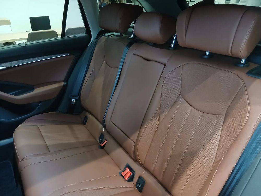 Škoda Superb L&K 2,0 TSI 150 kW 7-biegowa DSG