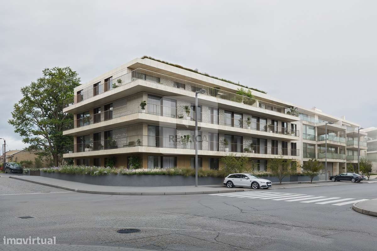 Apartamento T1+1 com terraço à Praia de Canidelo-4