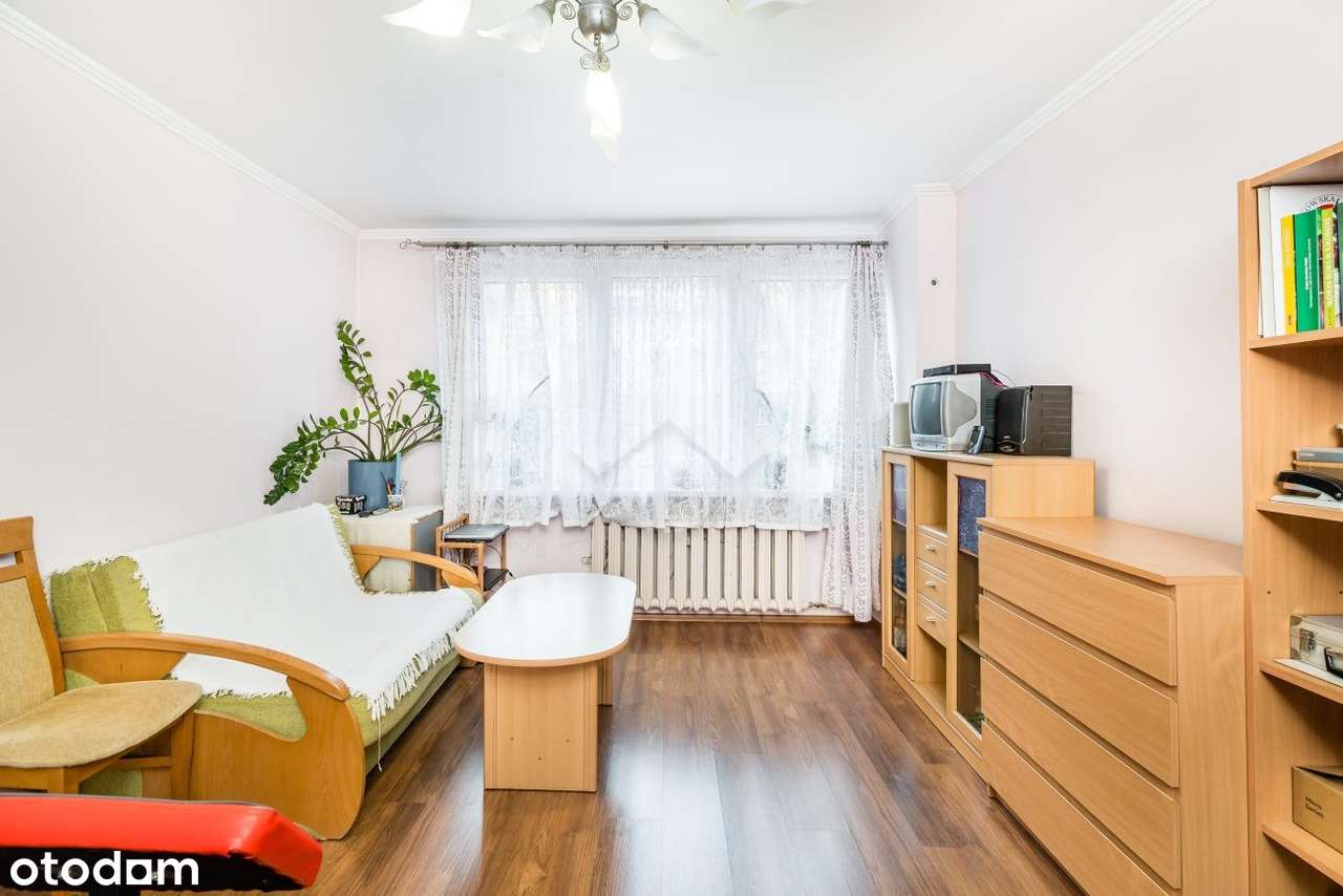 3 pokoje| osobna kuchnia| loggia|piwnica| tramwaj-1