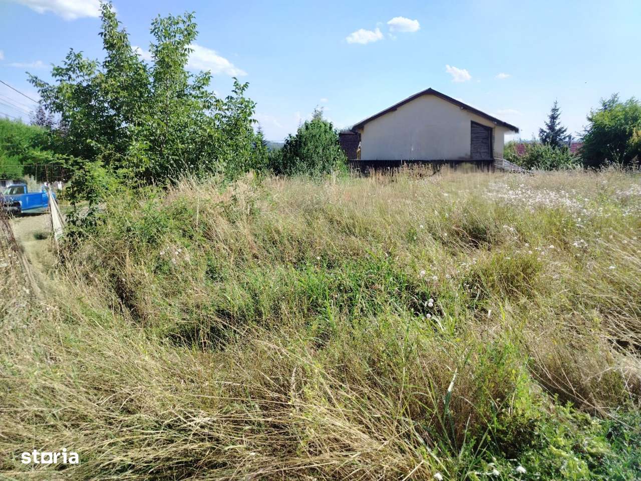 Teren  1070 mp, între vile  zona Popas Pacurari - Rond Pacurari-1