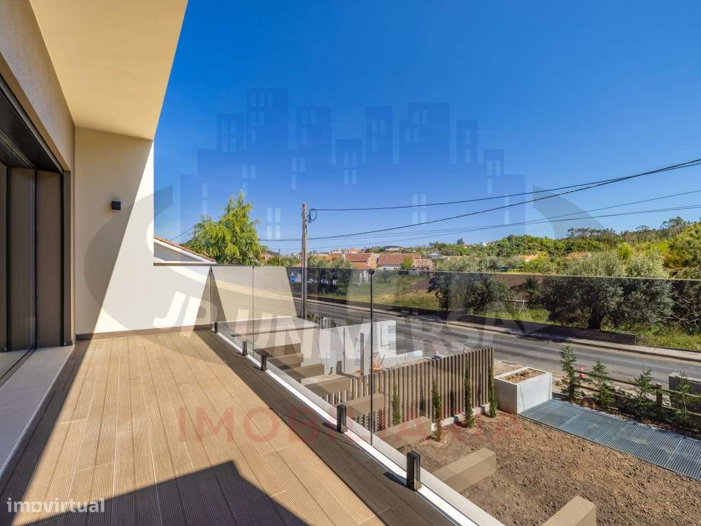 Vende-se Moradia T3 Exclusiva , Garagem, Jardim e Acabamentos de Luxo-34