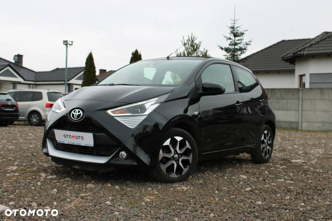 Toyota Aygo x-sky - 21