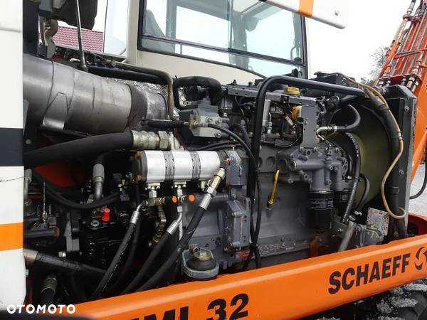 Schaeff HML32 z Niemiec / 8300mtg / - 22