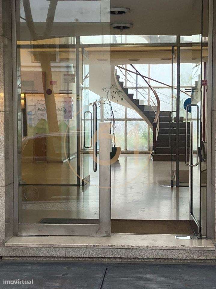 Escritório para arrendamento na baixa do Porto. - Grande imagem: 3/14