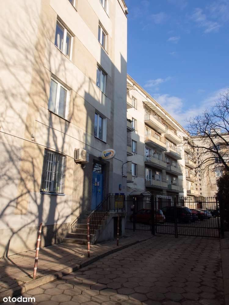 Mieszkanie przy Parku Łazienkowskim – idealne dla singla lub pary!-7