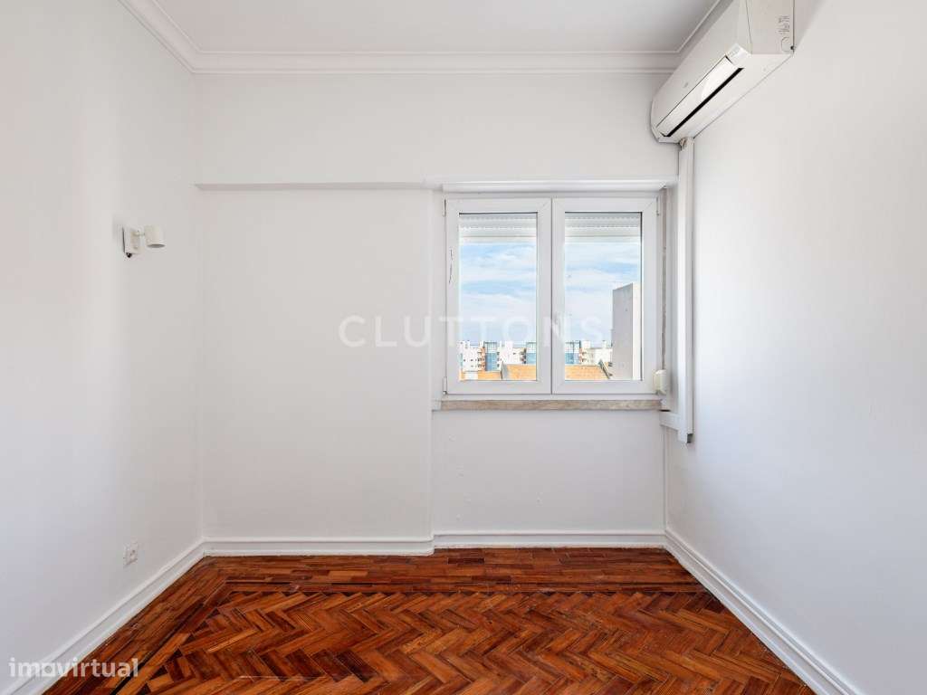 Apartamento T1+1 Penha França com vista desafogada-25