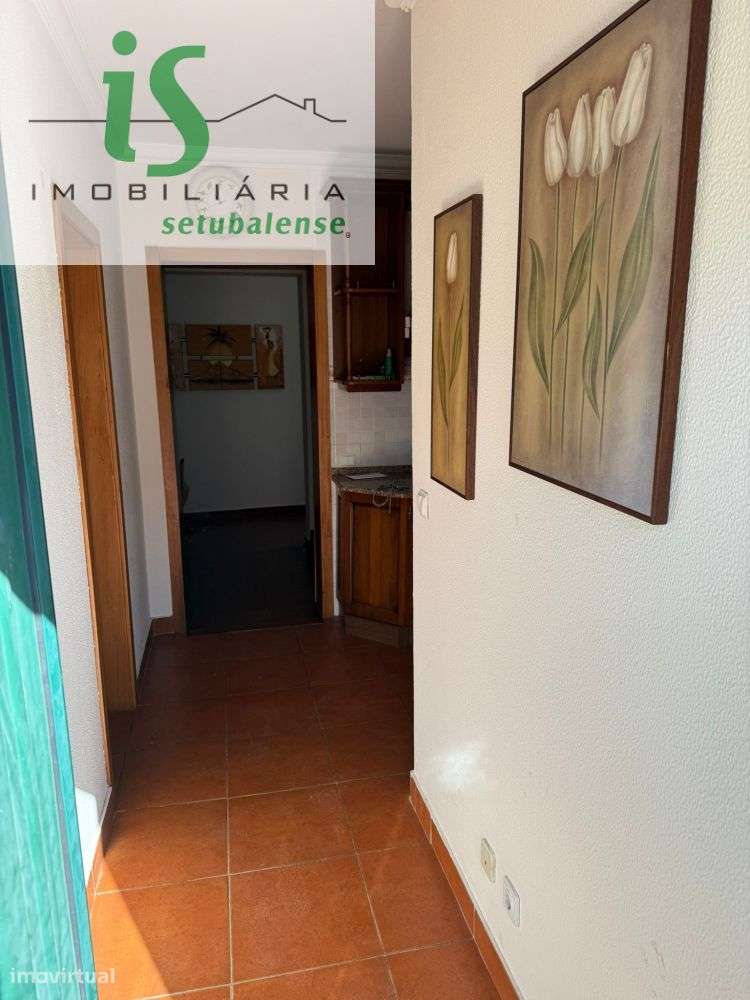 MORADIA T4 NO CENTRO DA COMPORTA ( A  POUCOS PASSOS DO HOTEL E DAS PRA-5