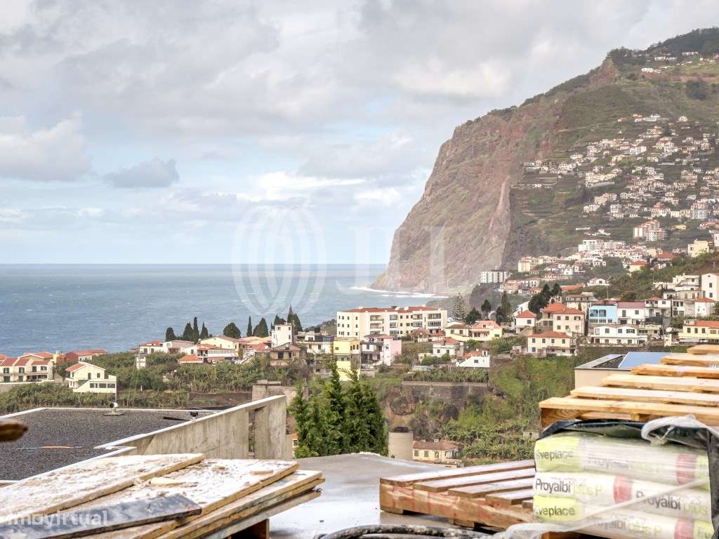 Moradia T3 com piscina panorâmica em São Martinho, Funchal - Grande imagem: 3/33