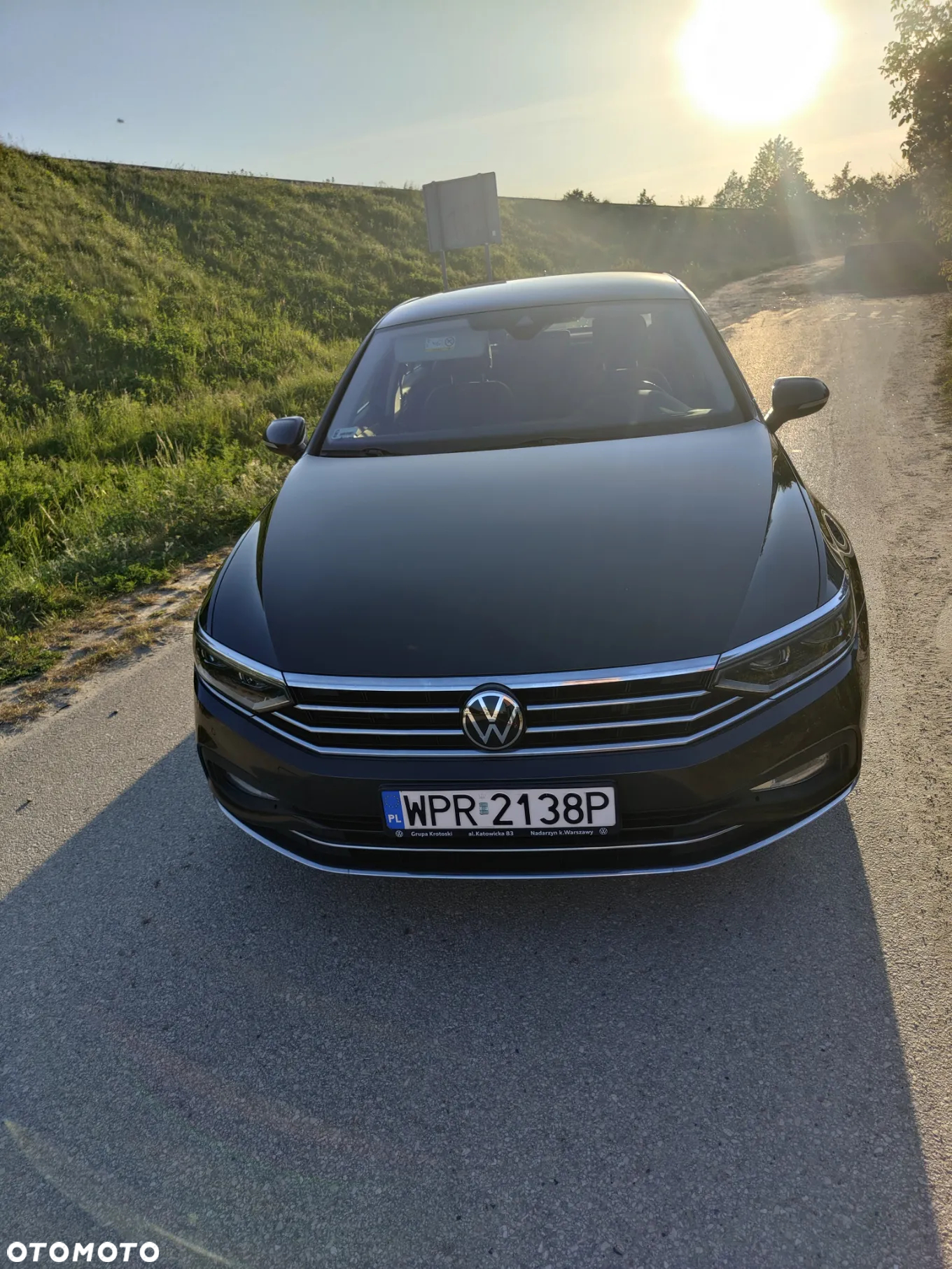 Volkswagen Passat 2.0 TSI Elegance DSG - 2