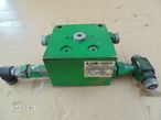 BLOK HYDRAULICZNY VICKERS John Deere 7230R 2011R - 1