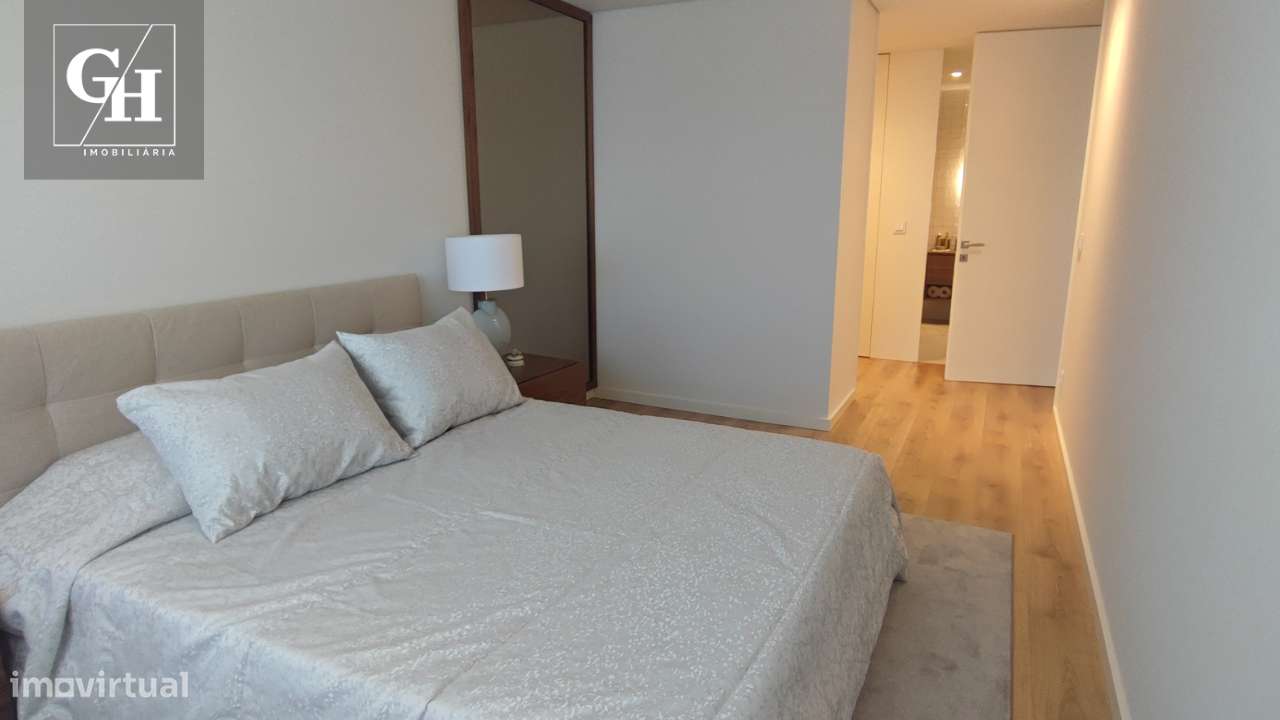 T2 Novo com piscina privada no Centro de Braga-11