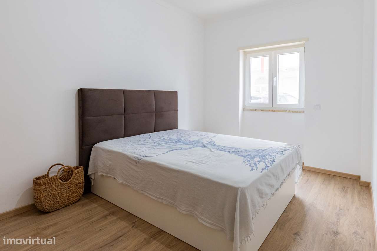 Excelente apartamento T2 no Pinhal Novo-8