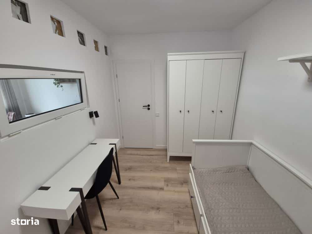 Apartament 3 camere, TOTUL NOU, etaj 6/8, garaj, strada EROILOR-9