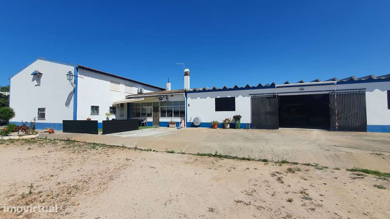 Quinta com potencial para Turismo Rural ou Habitação - Grande imagem: 4/60