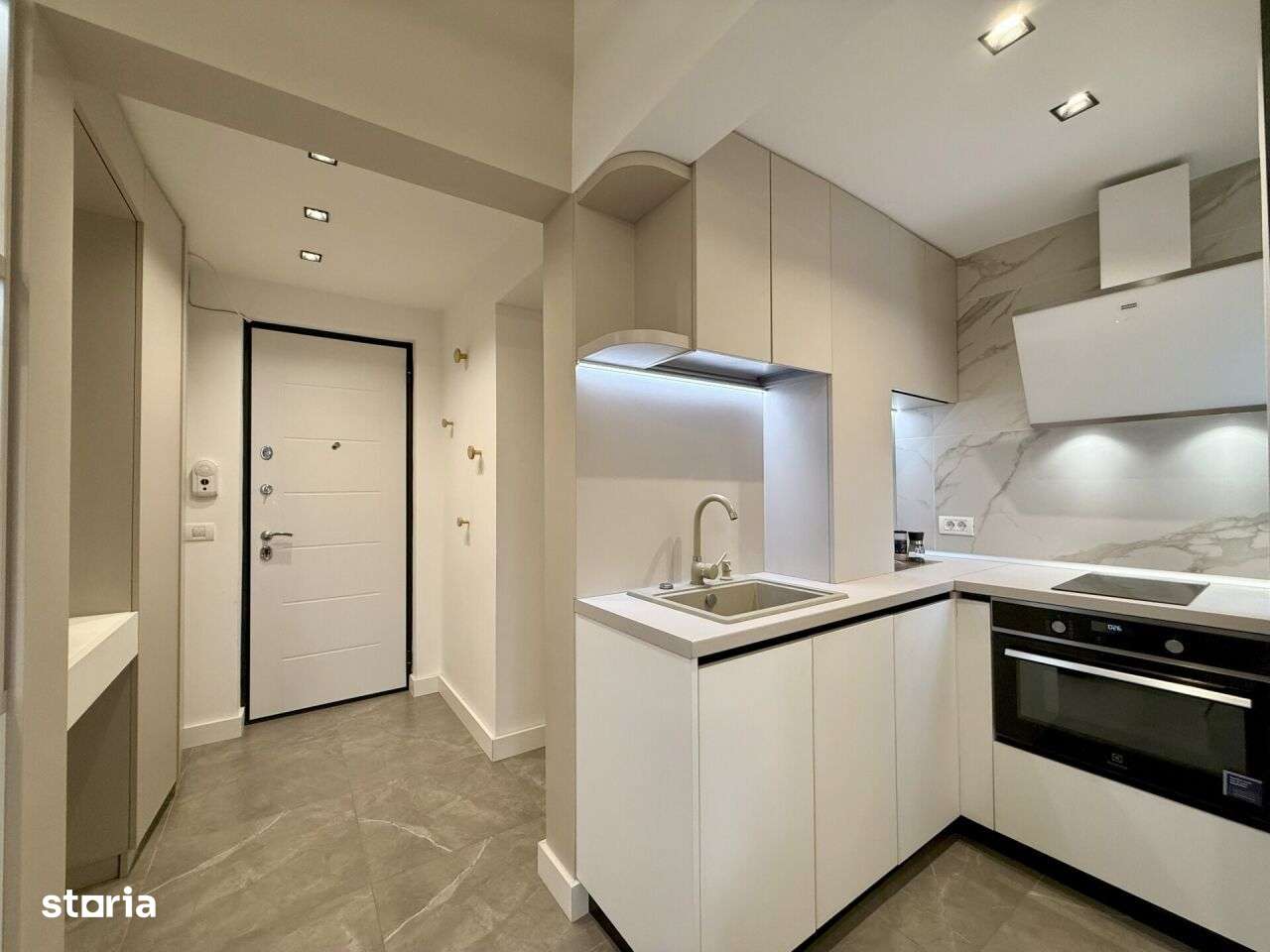 Ultracentral Ap. Calea Victoriei 23 | Marmorosch Hotel | Terasa 24 mp - Imagine principală: 5/13