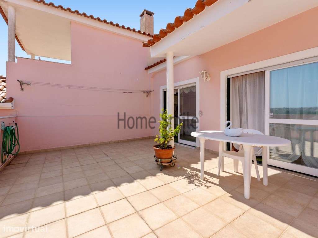 T3+1 COM 2 TERRAÇOS. ANEXO COM PISCINA-18