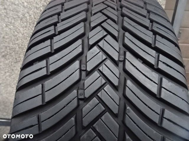 205/50/R17 93W COOPER DISCOVERER ALL SEASON - 1