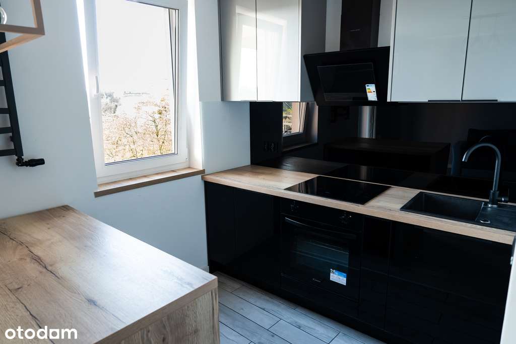 Nowoczesna kawalerka z widokowym balkonem-6